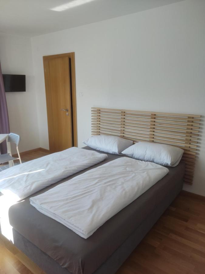Zara Pokoje Goscinne Oraz Domek Zara Nowosc Władysławowo Extérieur photo